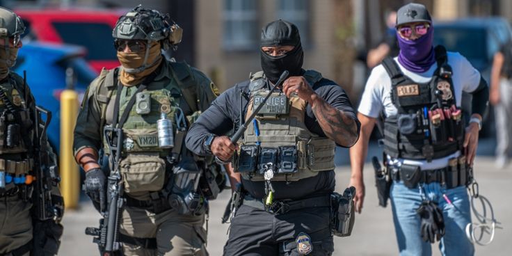 Minneapolis federal agents shooting