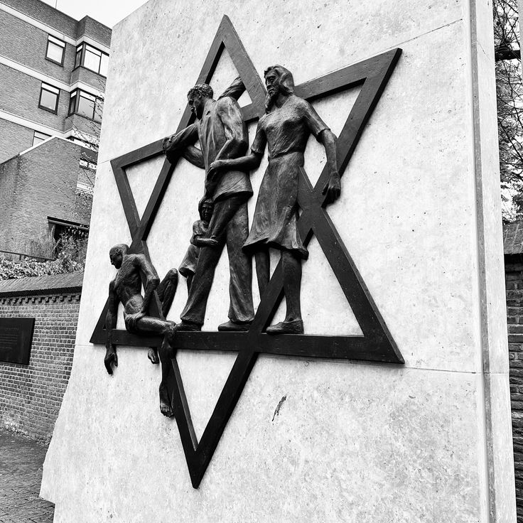 UK Holocaust Memorial Day controversy