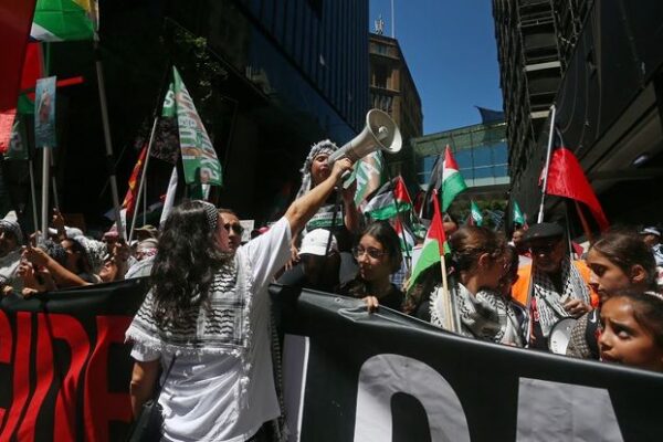 Israel arrests ex army lawyer